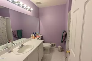 10 Beacon Ct, Holmdel, NJ 07733 - Photo 23