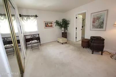 442 Woodmere Avenue, Neptune Township, NJ 07753 - Photo 15