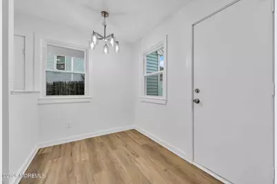 8 Jennings Court, Freehold, NJ 07728 - Photo 7