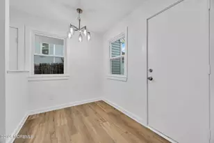 8 Jennings Ct, Freehold, NJ 07728 - Photo 7