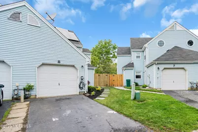 8 Jennings Court, Freehold, NJ 07728 - Photo 3
