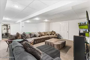 220 Round Hill Dr, Freehold, NJ 07728 - Photo 41