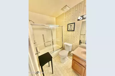 8D Ingram Drive, Monroe Township, NJ 08831 - Photo 19