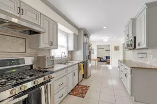 134 Pine Needle St, Howell Township, NJ 07731 - Photo 5