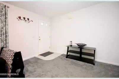 92 Cardinal Way, Freehold, NJ 07728 - Photo 11