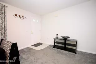 92 Cardinal Way, Freehold, NJ 07728 - Photo 11
