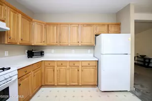 92 Cardinal Way, Freehold, NJ 07728 - Photo 17