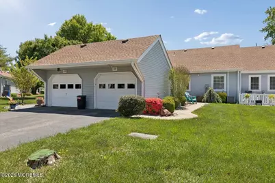 137 Halden Strasse #C, Freehold, NJ 07728 - Photo 19