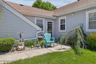 137 Halden Strasse, Freehold, NJ 07728 - Photo 17