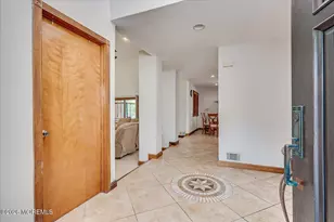 73 Windsor Dr, Eatontown, NJ 07724 - Photo 9