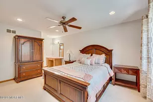 73 Windsor Dr, Eatontown, NJ 07724 - Photo 31