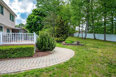 73 Windsor Drive, Eatontown, NJ 07724 - Photo 55