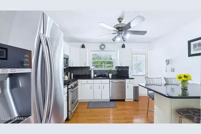 30 Livingston Drive, Howell Township, NJ 07731 - Photo 15