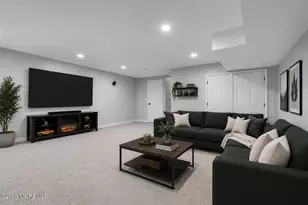 29 Hanna Lane, Laurence Harbor, NJ 08879 - Photo 7