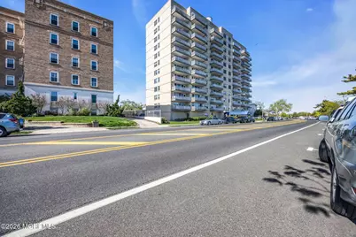 510 Deal Lake Drive #6B, Asbury Park, NJ 07712 - Photo 5