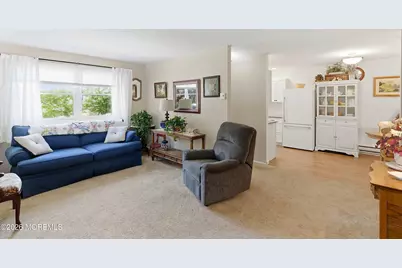969 Constitution Boulevard #D, Whiting, NJ 08759 - Photo 5