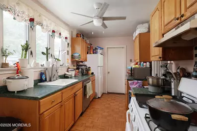 72 Terrace Street, Bergenfield, NJ 07621 - Photo 7