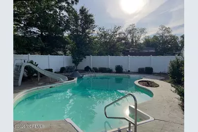 530 E Woodland Avenue, Toms River Township, NJ 08753 - Photo 3