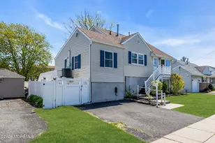 10 Haug St, Union Beach, NJ 07735 - Photo 3