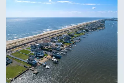 556 Ocean Avenue, Sea Bright, NJ 07760 - Photo 23