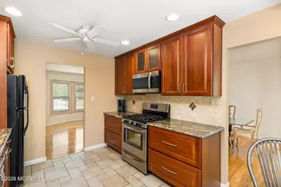 88 Stratford Drive, Manalapan Township, NJ 07726 - Photo 17