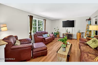 28 Glynn Court, Sayreville, NJ 08859 - Photo 19