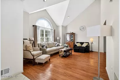 28 Glynn Court, Sayreville, NJ 08859 - Photo 7