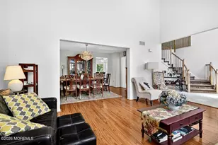 28 Glynn Ct, Sayreville, NJ 08859 - Photo 11