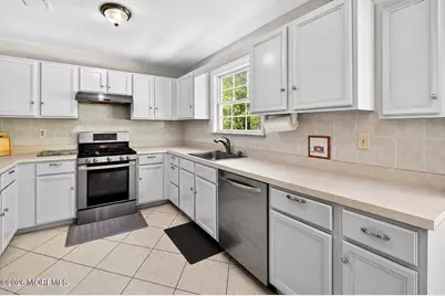 28 Glynn Court, Sayreville, NJ 08859 - Photo 15