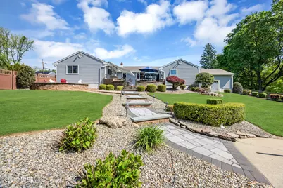 60 Farrell Drive, Middletown, NJ 07748 - Photo 35