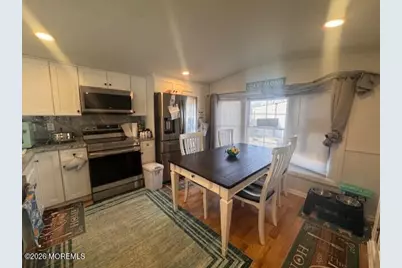 17 Avenue A, Hazlet Township, NJ 07730 - Photo 5