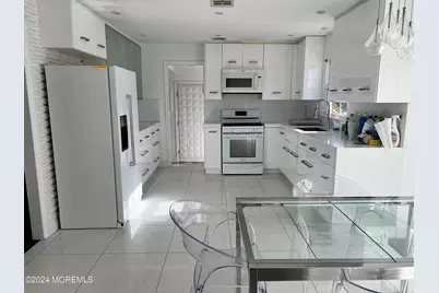 80 Cooper Avenue, West Long Branch, NJ 07764 - Photo 5