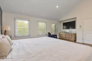 6 Chardonnay Dr, Holmdel, NJ 07733 - Photo 31