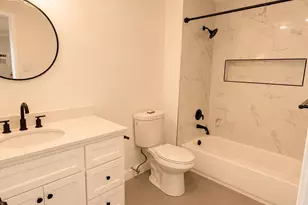 105 Amberly Dr, Manalapan Township, NJ 07726 - Photo 5