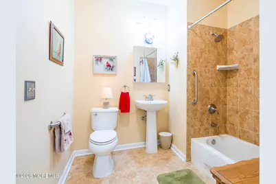 319 Regency Place #319, Woodbridge Township, NJ 07095 - Photo 17
