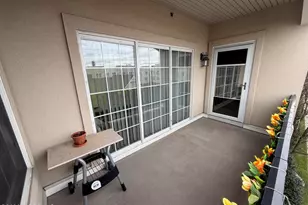 319 Regency Pl, Woodbridge Township, NJ 07095 - Photo 15