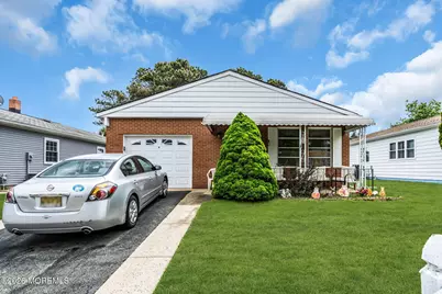 4 Brisbane Court, Toms River Township, NJ 08757 - Photo 1