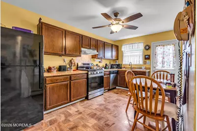 4 Brisbane Court, Toms River Township, NJ 08757 - Photo 11