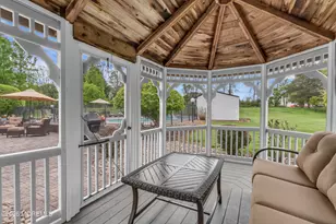 641 Kirwan Ct, Freehold, NJ 07728 - Photo 9