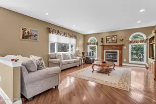 641 Kirwan Ct, Freehold, NJ 07728 - Photo 21