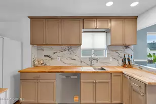 81 Ortley Ct, Matawan, NJ 07747 - Photo 17