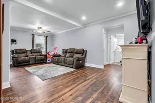 49 Illinois Ave, Waretown, NJ 08758 - Photo 5