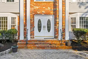 15 Eastwood Blvd, Manalapan Township, NJ 07726 - Photo 7