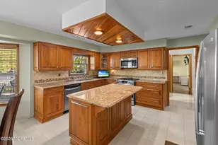 15 Eastwood Blvd, Manalapan Township, NJ 07726 - Photo 25