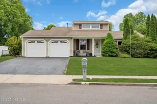 7 Sweetbriar Trail, Howell Township, NJ 07731 - Photo 5