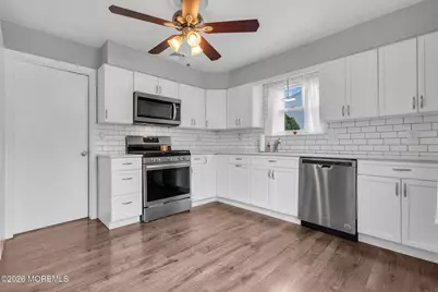7 Sweetbriar Trail, Howell Township, NJ 07731 - Photo 17