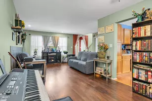55 Perri Rd, Freehold, NJ 07728 - Photo 5