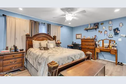 55 Perri Road, Freehold, NJ 07728 - Photo 17