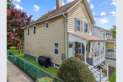 17 Henry Street, Freehold, NJ 07728 - Photo 5