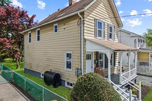 17 Henry St, Freehold, NJ 07728 - Photo 5